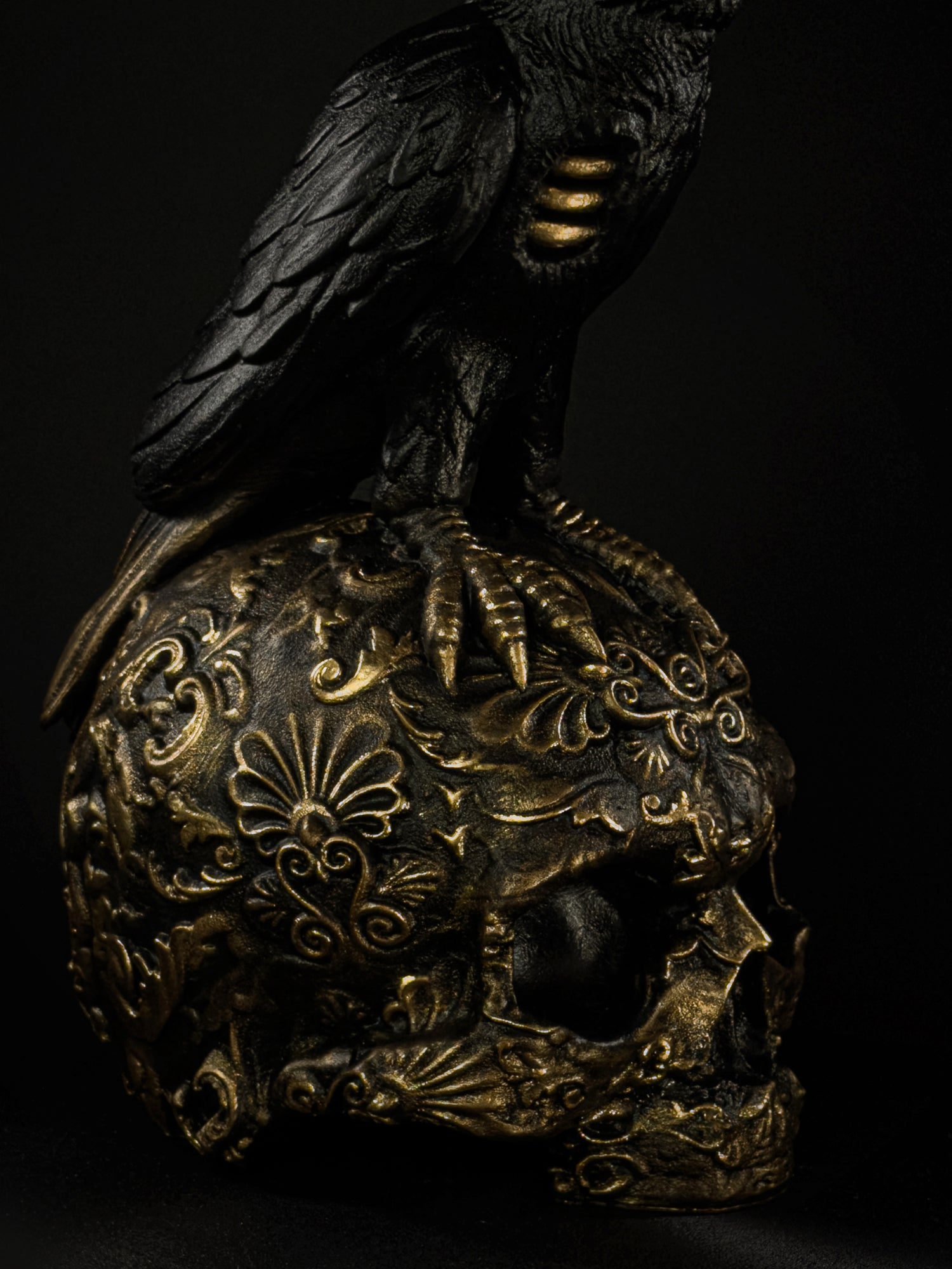 Raven Skull