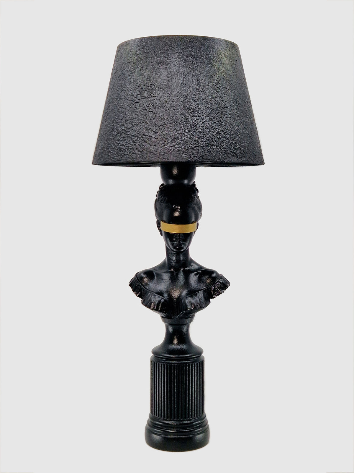 Blind Hera | Gold & Noir Concrete-Texture Lamp