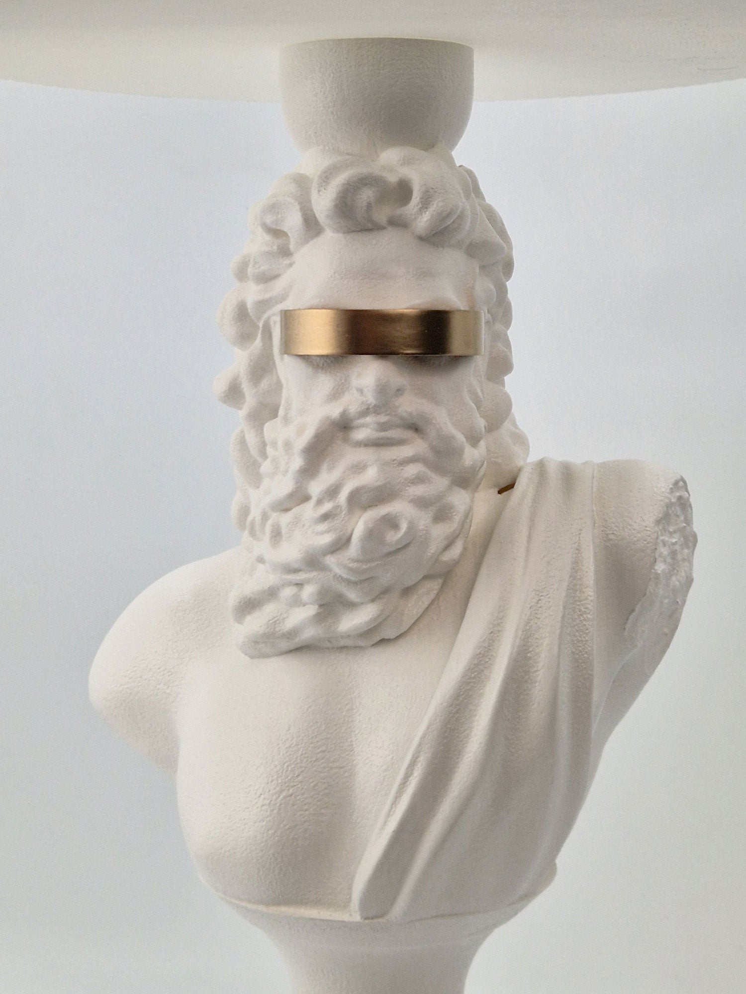 Blind Zeus | White & Gold Lamp